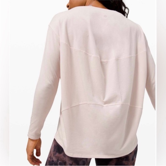 Lululemon Back in Action Women's Long Sleeve Top - Picture 2 of 3